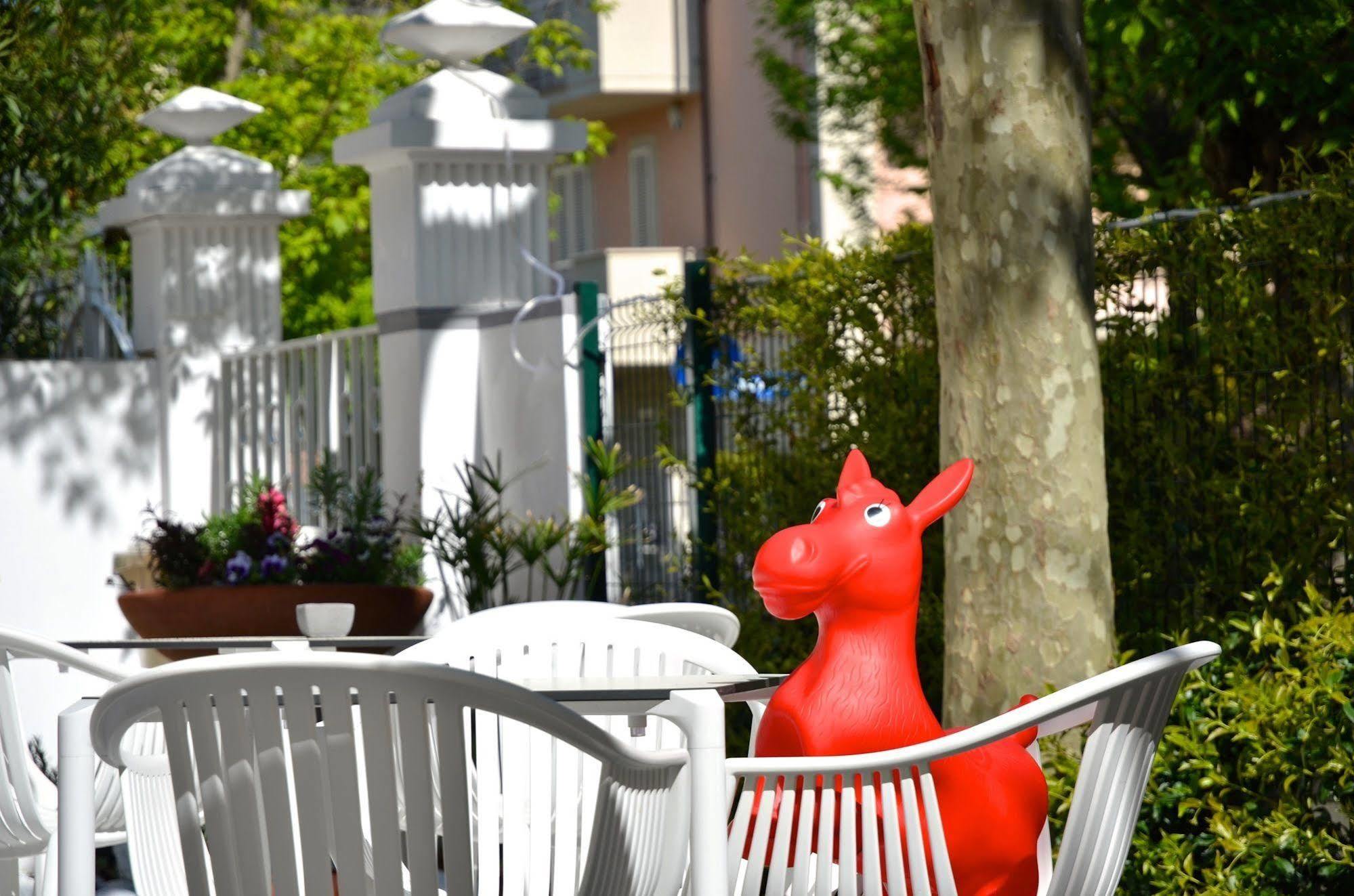Petit Hotel Lido di Camaiore Exterior foto