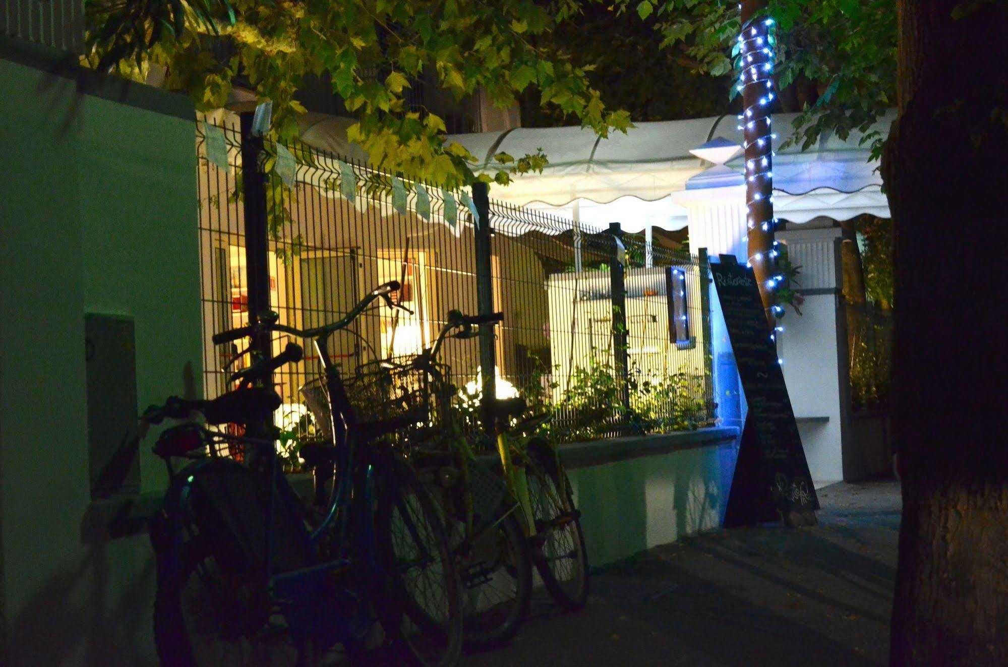 Petit Hotel Lido di Camaiore Exterior foto